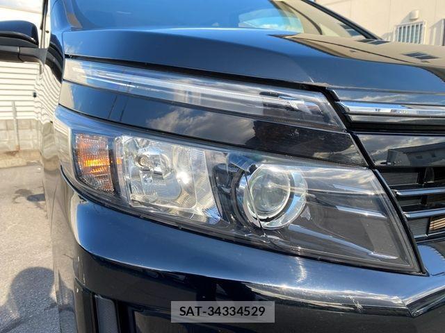 Toyota VOXY 2017-04 2101402-24