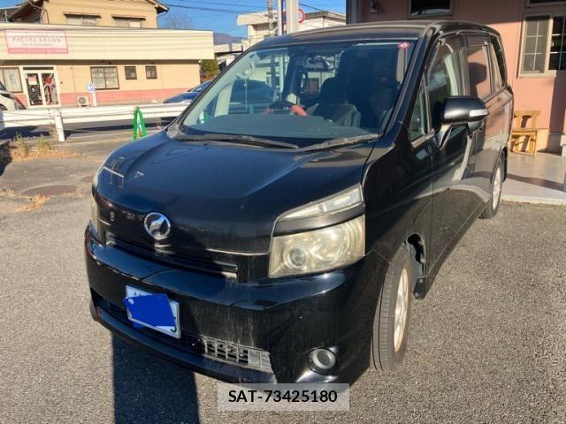 Toyota VOXY 2008-12 2102206-0