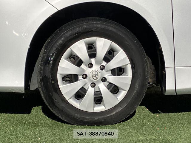 Toyota VOXY 2013-10 2318931-21