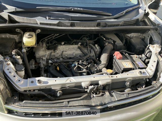Toyota VOXY 2013-10 2318931-25