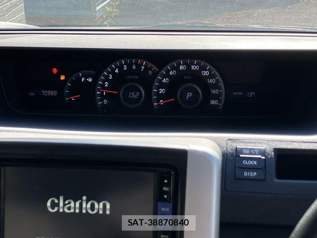 Toyota VOXY 2013-10 2318931-4