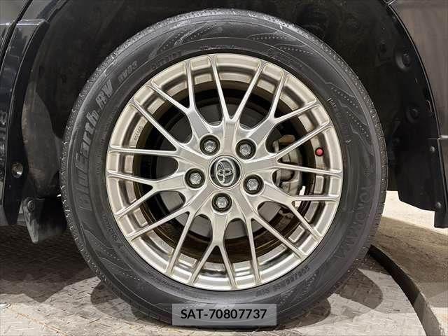 Toyota VOXY 2017-07 3390858-29