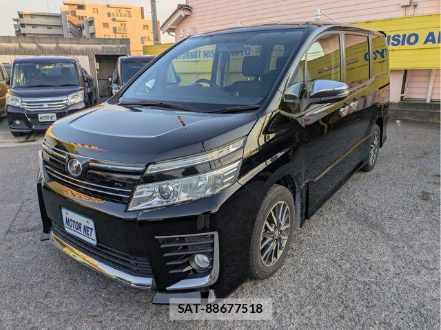 Toyota VOXY 2015-01 3390874-0