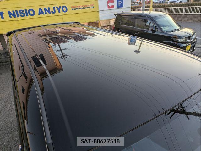 Toyota VOXY 2015-01 3390874-21