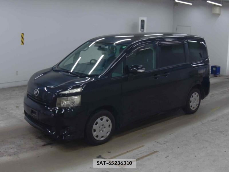 Toyota VOXY 2009 3432632-0