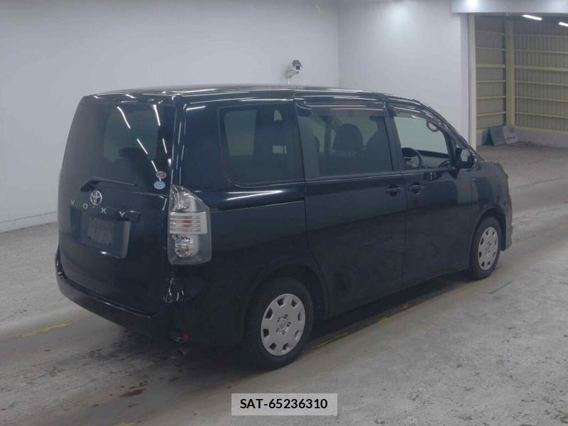 Toyota VOXY 2009 3432632-1