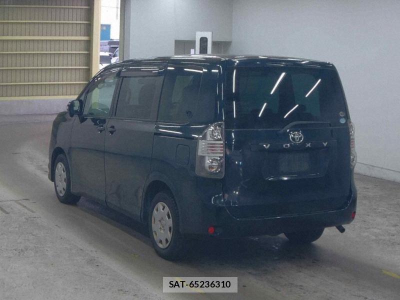 Toyota VOXY 2009 3432632-2