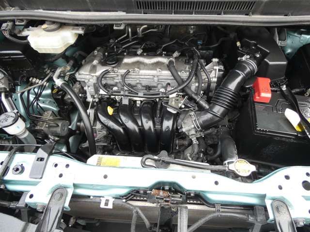 Toyota VOXY 2014-06 3687378-17