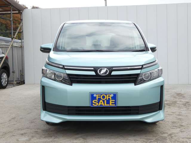 Toyota VOXY 2014-06 3687378-19