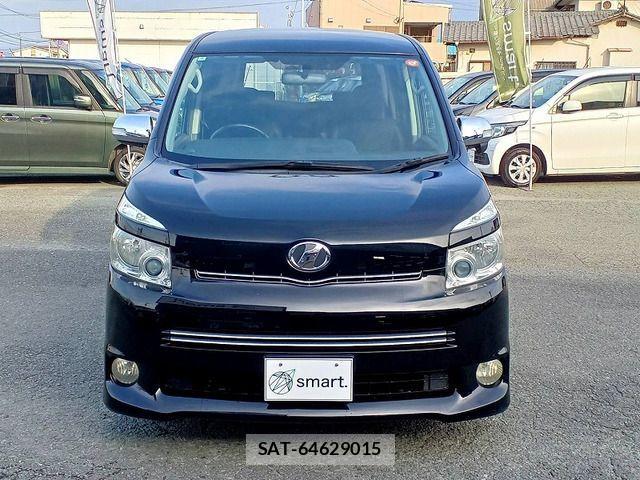 Toyota VOXY 2009-12 3779704-2