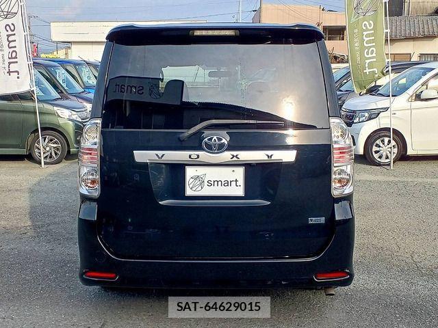 Toyota VOXY 2009-12 3779704-7