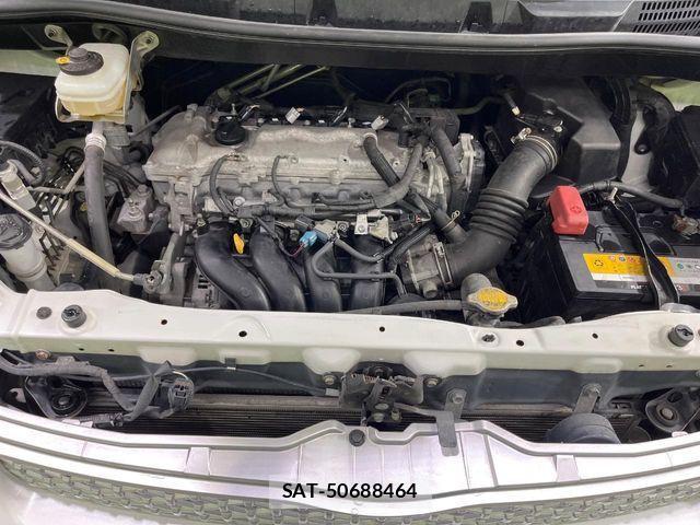 Toyota VOXY 2013-07 3779676-18