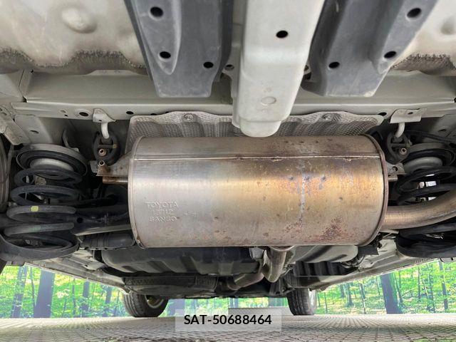 Toyota VOXY 2013-07 3779676-19