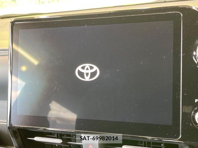 Toyota VOXY 2022-11 3911067-2