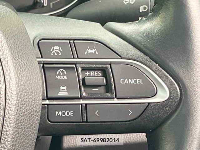 Toyota VOXY 2022-11 3911067-4