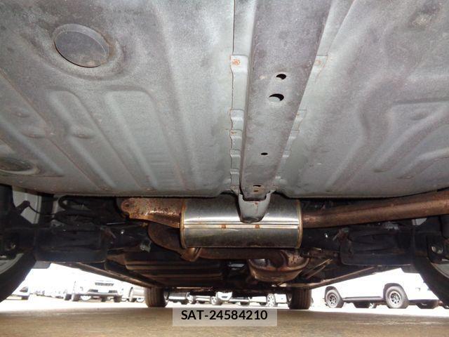Toyota VOXY 2016-02 4051463-28