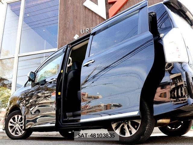 Toyota VOXY 2013-03 4051451-10