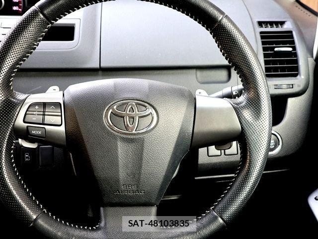 Toyota VOXY 2013-03 4051451-14