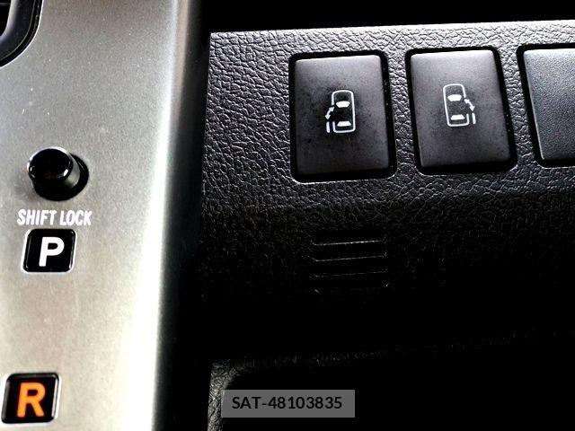Toyota VOXY 2013-03 4051451-22