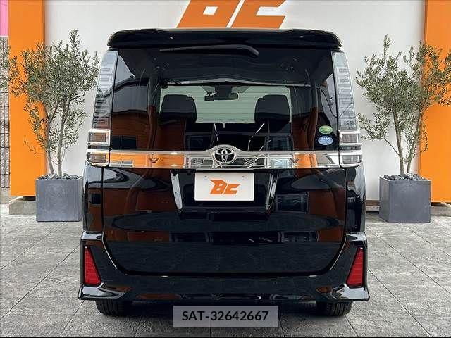 Toyota VOXY 2019-09 4333020-12