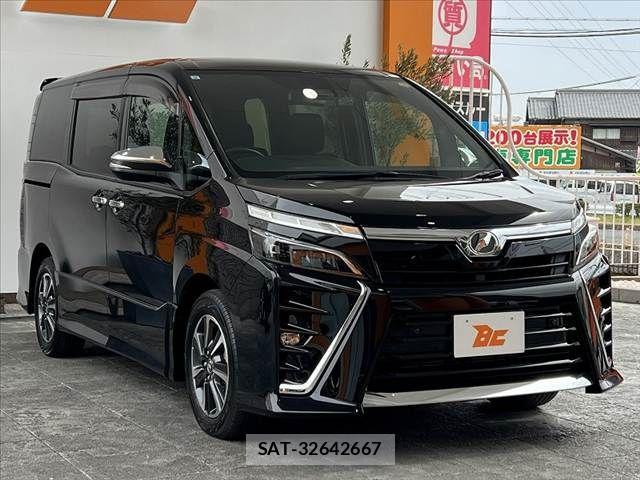 Toyota VOXY 2019-09 4333020-7