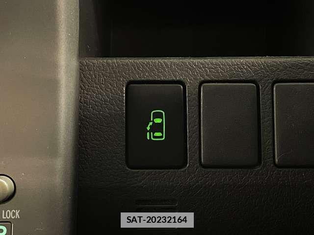 Toyota VOXY 2007-10 4333083-6