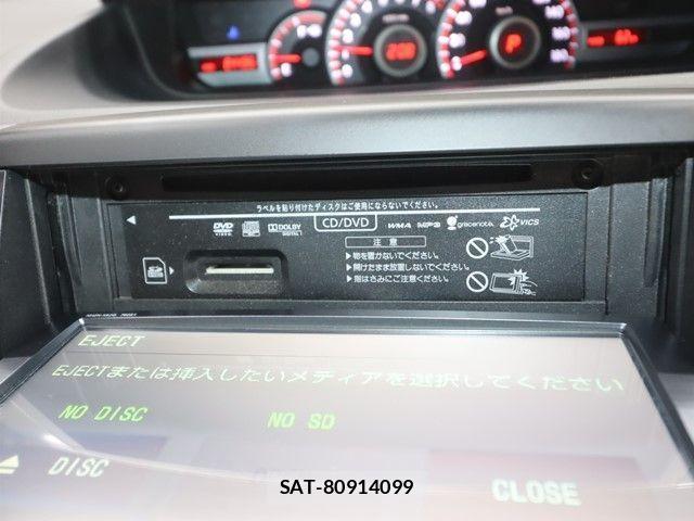 Toyota VOXY 2013-02 4424936-16
