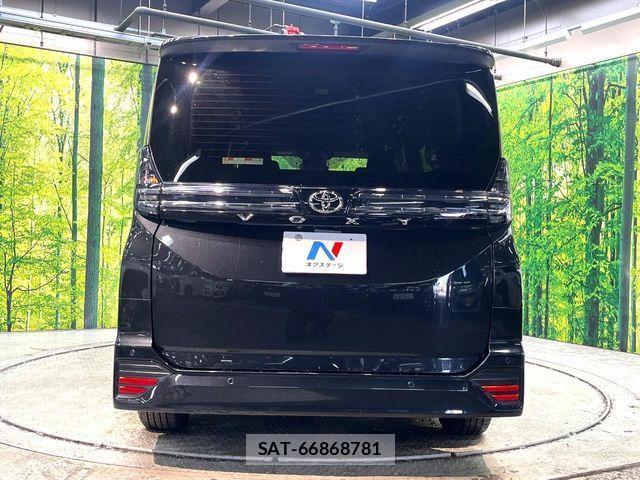 Toyota VOXY 2025-01 4604205-15