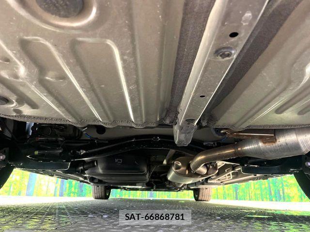 Toyota VOXY 2025-01 4604205-19