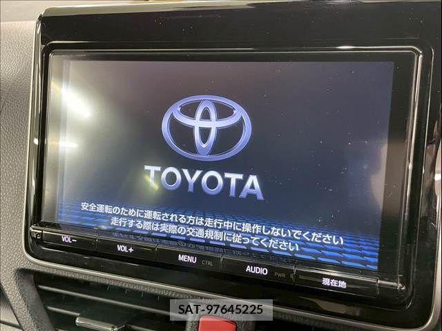 Toyota VOXY 2018-05 4759273-3