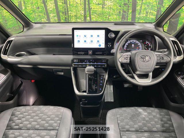 Toyota VOXY 2023-03 4993520-1