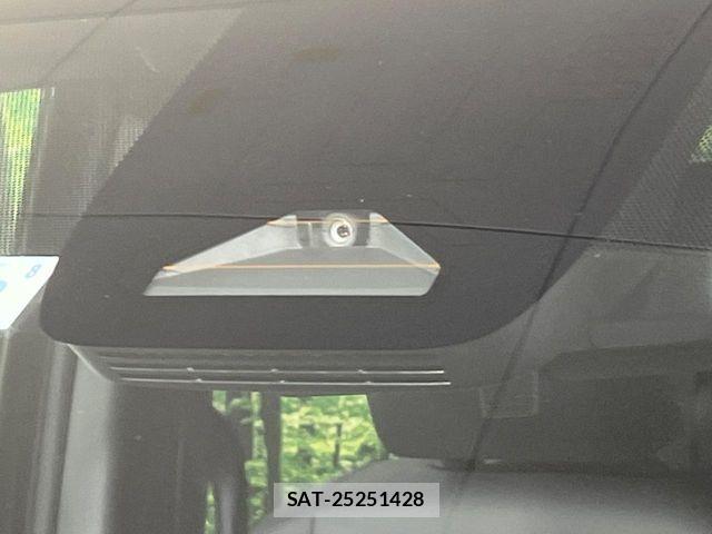 Toyota VOXY 2023-03 4993520-5