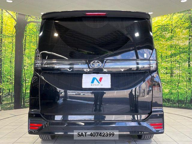 Toyota VOXY 2025-01 4993509-11