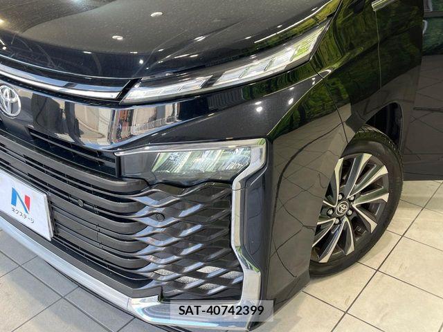 Toyota VOXY 2025-01 4993509-14
