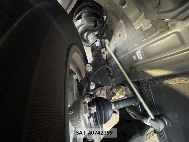 Toyota VOXY 2025-01 4993509-16
