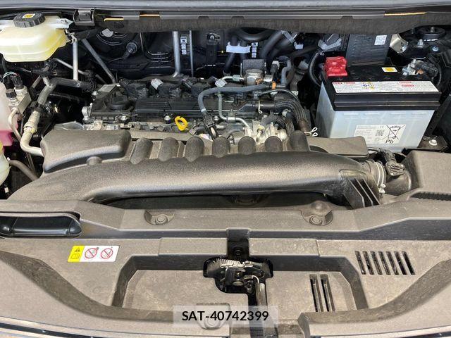 Toyota VOXY 2025-01 4993509-18