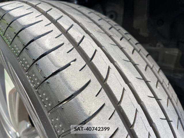 Toyota VOXY 2025-01 4993509-19