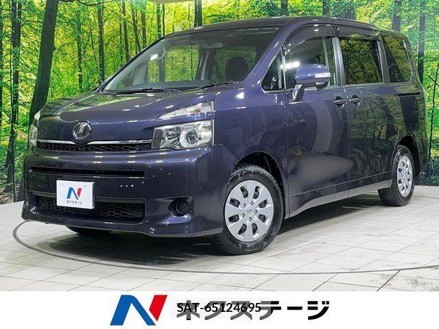 Toyota VOXY 2013-02 4993865-0