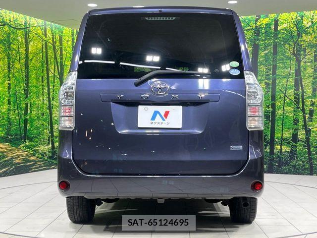 Toyota VOXY 2013-02 4993865-15