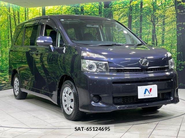 Toyota VOXY 2013-02 4993865-16