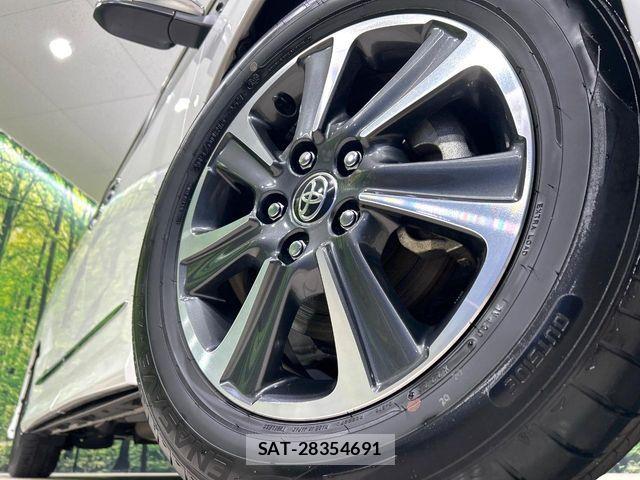 Toyota VOXY 2021-06 4993567-12