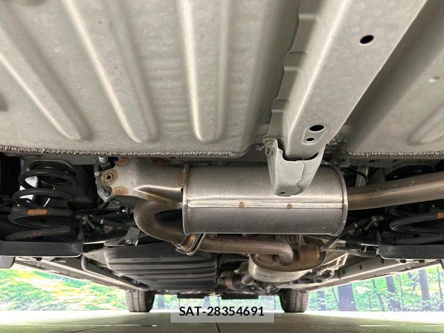 Toyota VOXY 2021-06 4993567-19