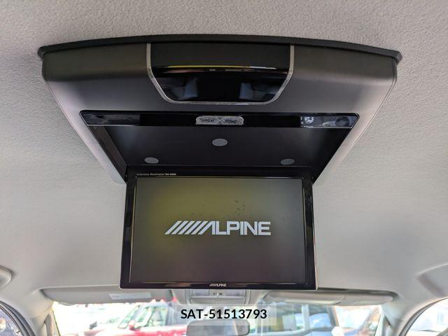 Toyota VOXY 2013-06 4993806-11