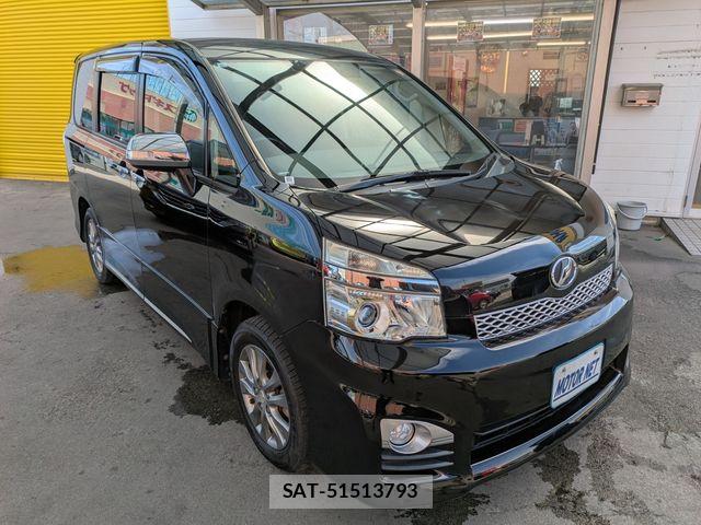 Toyota VOXY 2013-06 4993806-16