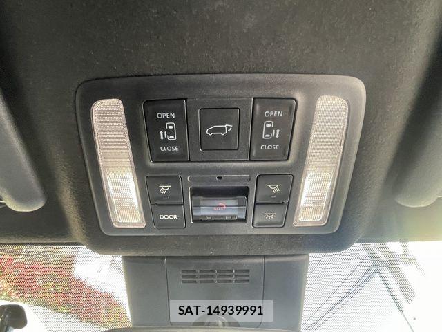 Toyota VOXY 2023-11 5882316-11