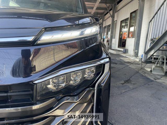 Toyota VOXY 2023-11 5882316-29