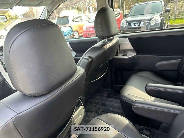 Toyota VOXY 2010-06 5882550-14