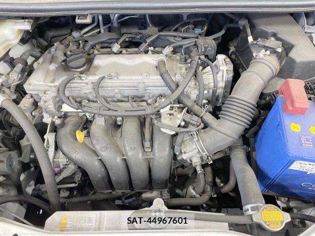 Toyota VOXY 2015-04 5882448-18