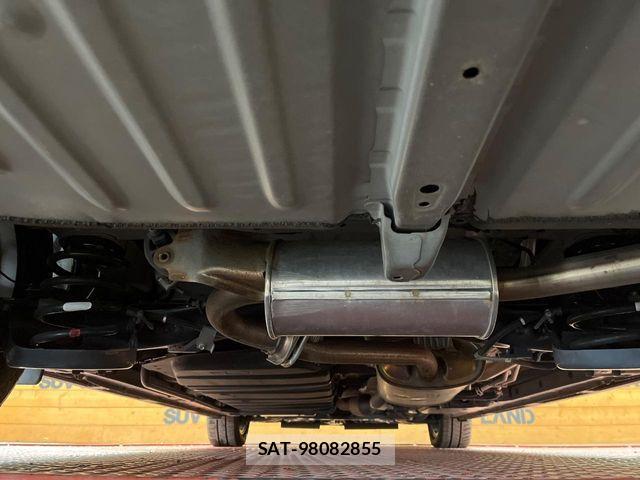 Toyota VOXY 2020-03 5882373-18