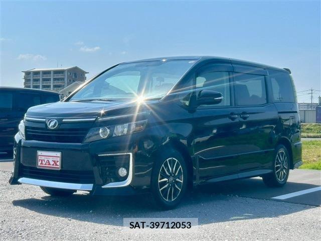 Toyota VOXY 2014-08 5882466-0